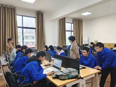 教育軟件的技術(shù)開發(fā)專業(yè)實(shí)習(xí)——大數(shù)據(jù)與計(jì)算機(jī)學(xué)院2020級軟件工程專業(yè)赴新鋼學(xué)習(xí)實(shí)踐